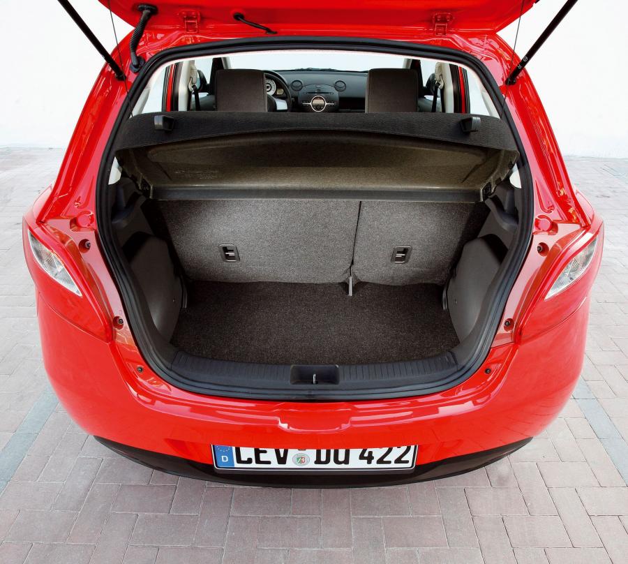  Mazda2 5-Door 2007 года  (EU) (фото 38 из 98)